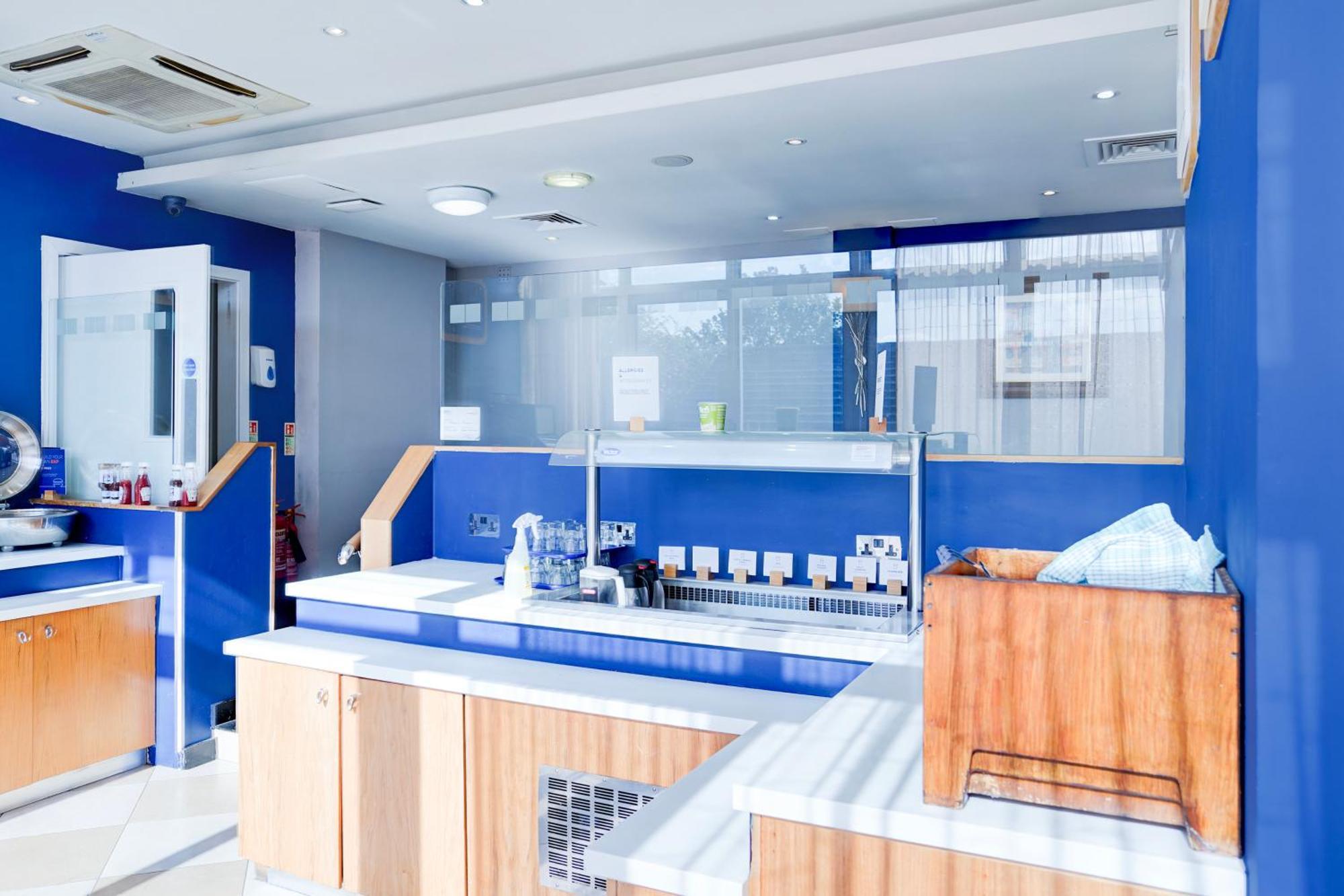 Belvilla Crewe City Centre Hotel Lifestyle Exterior photo